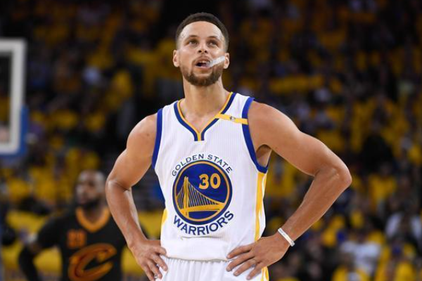 籃球比賽中六種防守戰(zhàn)術(shù)是什么？